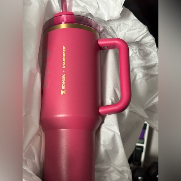 Starbucks x Stanley - Picture 1 of 5